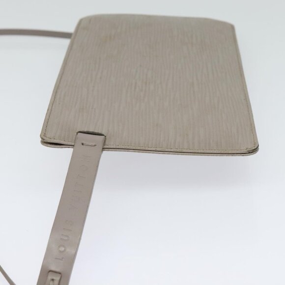 LOUIS VUITTON Epi Rochelle Pouch Lilac M5292C LV Auth 116912 - Picture 4 of 16